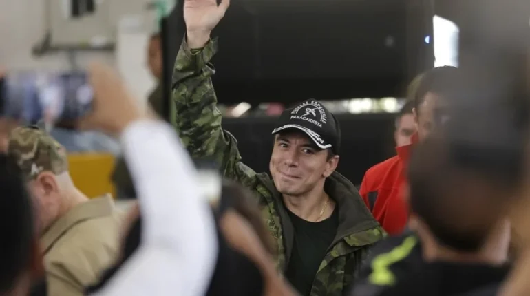 Noboa defiende soberanía nacional en campaña en Quito