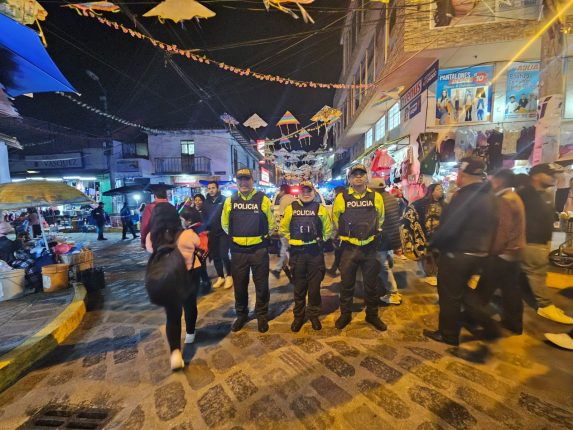Policía refuerza seguridad en peregrinación de El Quinche