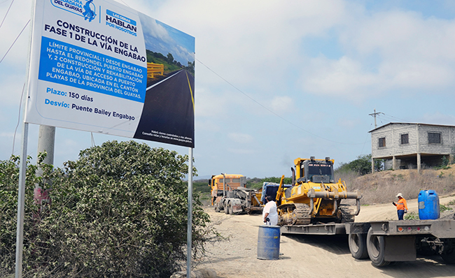 Prefectura del Guayas inicia trabajos en la vía Engabao-Puerto Engabao