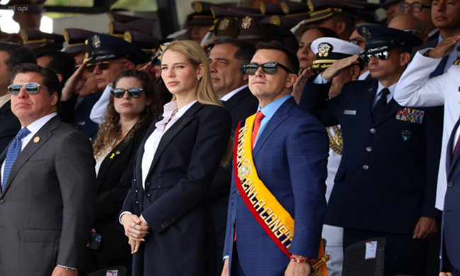 Presidente Noboa posesionó al Alto Mando Militar