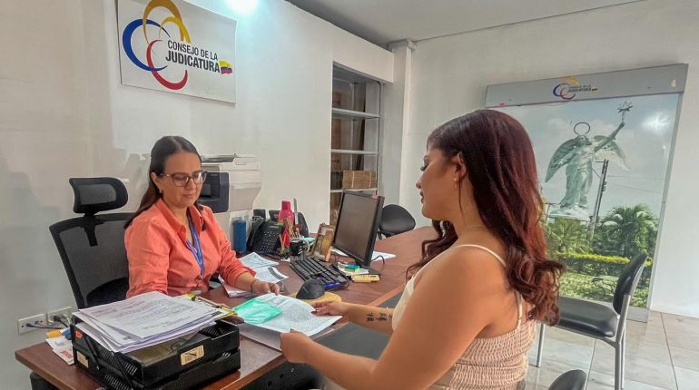 Profesionales de Manabí pueden acreditarse como peritos judiciales