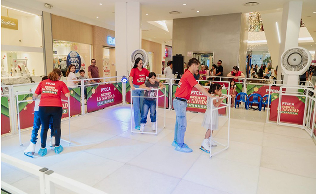 Pycca inauguró su primera pista de hielo acrílica