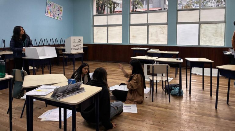 Riesgo país sube tras triunfo del ‘No’ en consulta