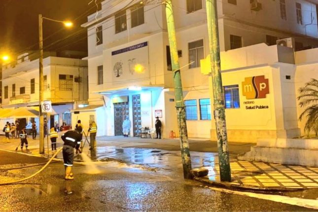 Sicarios asesinan a hombre afuera de hospital machaleño