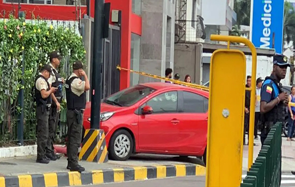 sicarios-matan-a-dos-personas-en-la-avenida-francisco-de-orellana-ecuador221.com_.ec_ Sicarios matan a dos personas en la avenida Francisco de Orellana