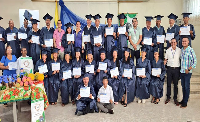 ecuador 221 cien-productores-agropecuarios-se-certifican-en-agricultura-familiar-campesina-ecuador221.com_.ec_ Cien productores agropecuarios se certifican en Agricultura Familiar Campesina