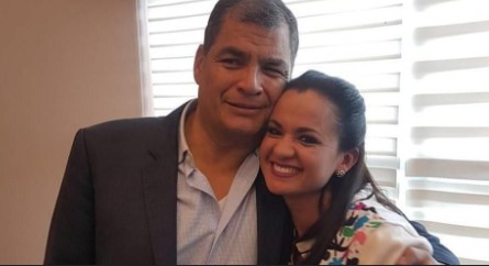 ecuador 221 correa-presiona-a-aguinaga-y-profundiza-ruptura-politica-.ecuador221.com_.ec_ Correa presiona a Aguiñaga y profundiza ruptura política