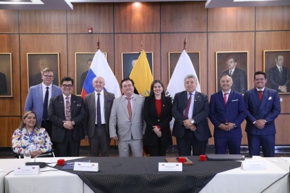 Ecuador impulsa cooperación parlamentaria con Rusia