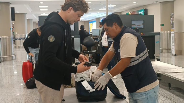 Ecuador prohíbe ingreso de jamones y embutidos desde España