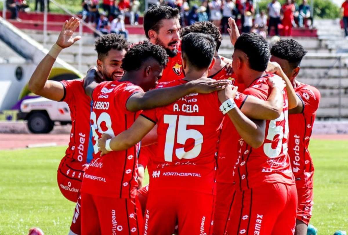 el-nacional-el-bi-tricampeon-perdio-la-categoria-ecuador221.com_.ec_ El Nacional, el Bi Tricampeón, perdió la categoría