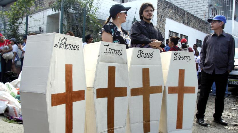 ecuador 221 guayaquil-honra-a-ninos-con-caminata-y-vigilia.ecuador221.com_.ec_ Guayaquil honra a niños con caminata y vigilia