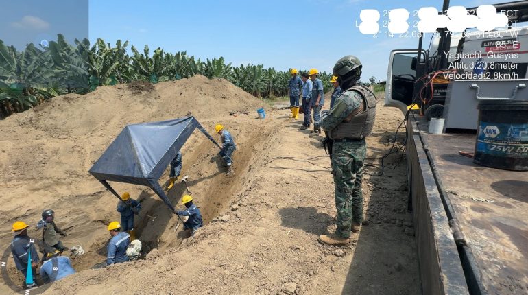Hallan perforación ilegal en poliducto y decomisan combustible