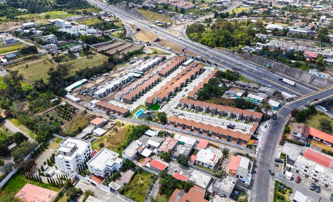 mas-viviendas-se-suman-al-programa-tu-casa-miti-miti-en-pichincha-ecuador221.com_.ec_ Más viviendas se suman al programa Tu Casa Miti-Miti en Pichincha