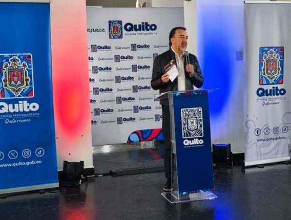 Muñoz invita a Noboa a sesión solemne por Quito