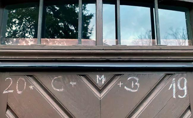 asi-puedes-bendecir-tu-casa-en-la-solemnidad-de-la-epifania-del-senor-ecuador221.com_.ec_ Así puedes bendecir tu casa en la Solemnidad de la Epifanía del Señor