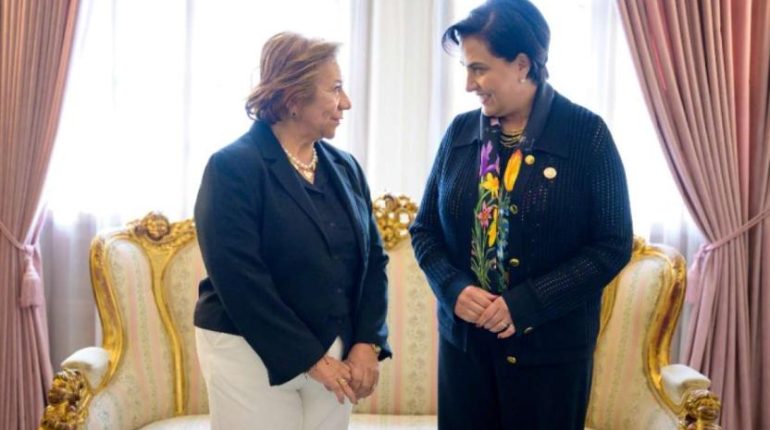 Cancilleres de Ecuador y Colombia dialogan en Panamá