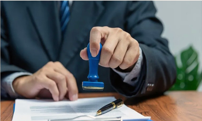 los ciudadanos de 25 países entre ellos Cuba y Venezuela que soliciten visa deben pagar desde este 21 de enero una fianza para poder ingresar al país,