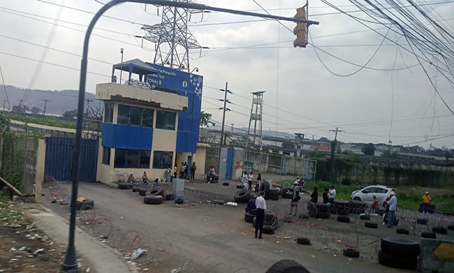 ecuador 221 dos-reos-fueron-hallados-muertos-en-la-penitenciaria-del-litoral-ecuador221.com_.ec_ Dos reos fueron hallados muertos en la Penitenciaría del Litoral