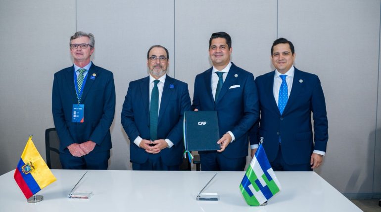 Ecuador lidera alianza regional para proteger banano Cavendish
