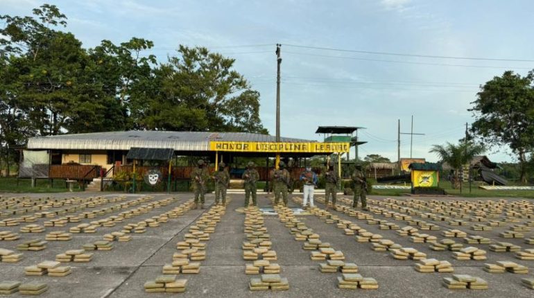 Ejército incauta 2,2 toneladas de droga en Aguarico