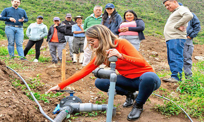 El IEPS y el Banco Mundial inaugural proyecto rural Yaku Hapina
