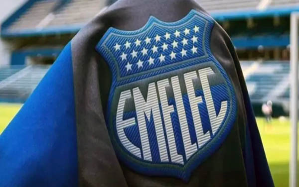 Emelec paga deudas pendientes y evita nueva sanción