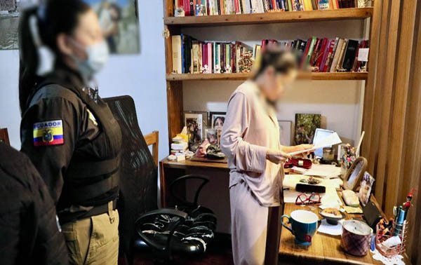 ecuador 221 fiscalia-allana-la-casa-de-luisa-gonzalez-en-caso-caja-chica-ecuador221.com_.ec_ Fiscalía allana la casa de Luisa González en caso Caja Chica