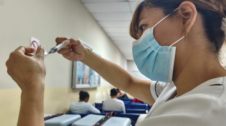 Gobierno impulsa vacunación contra el VPH en Guayaquil