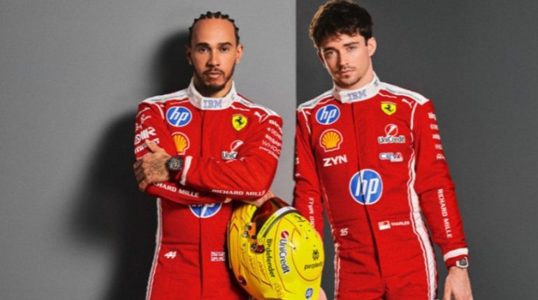 Hamilton y Leclerc exhiben los nuevos trajes Ferrari