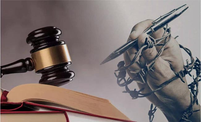 ecuador 221 los-riesgos-del-periodismo-ecuatoriano-ecuador221.com_.ec_ Los riesgos del periodismo ecuatoriano