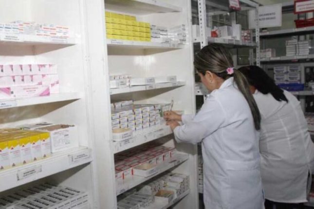 Noboa reforma compras públicas para agilizar medicamentos