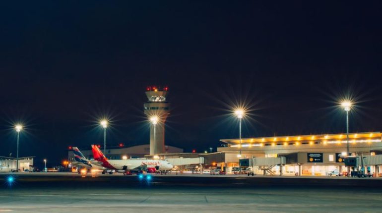 Aeropuerto de Quito anuncia cierres programados 2026