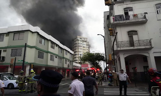 COE advierte colapso de torres por altas temperaturas por incendio