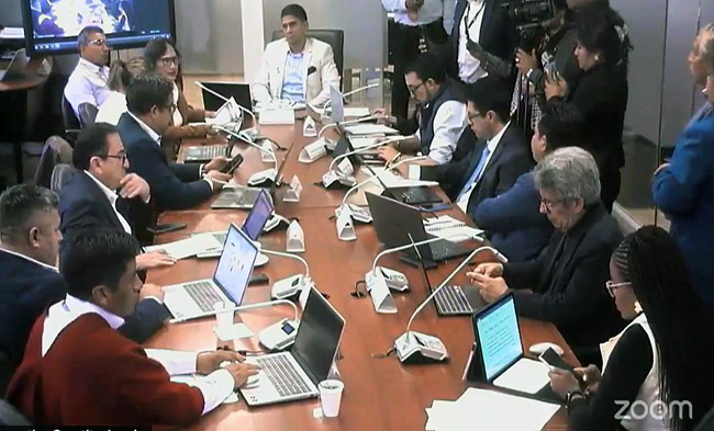 comision-de-garantias-constitucionales-recibe-a-representantes-de-maestros-jubilados-ecuador221.com_.ec_ Comisión de Garantías Constitucionales recibe a representantes de maestros jubilados