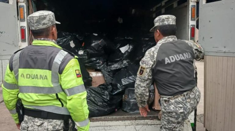 Ecuador intensifica controles fronterizos tras arancel a Colombia