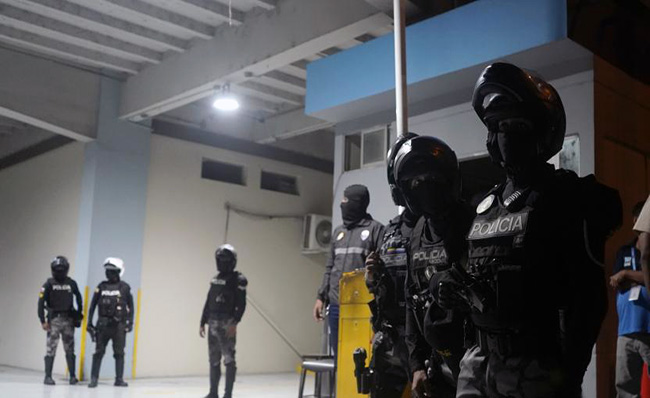 El Ministerio del Interior tomó el control de Segura EP tras los incendios en Guayaquil