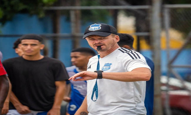 Emelec levantó sus prohibiciones FIFA y podrá inscribir refuerzos
