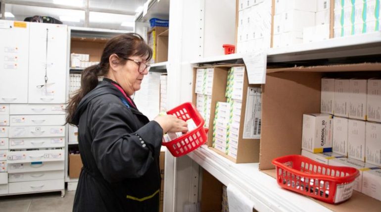 IESS refuerza abastecimiento con millones de medicamentos nacionales