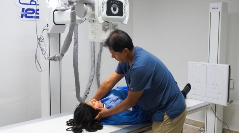 IESS reorganiza tiempos de consulta y habilitará 4.000 turnos diarios