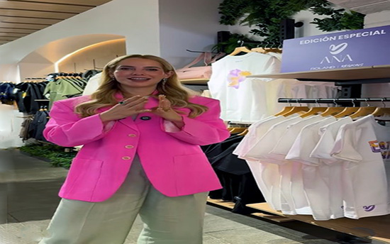 ecuador 221 lavinia-valbonesi-impulsa-linea-solidaria-de-camisetas-y-medias-con-la-fundacion-ana-y-roland-ecuador221.com_.ec- Lavinia Valbonesi impulsa línea solidaria de camisetas y medias con la fundación Ana y Roland