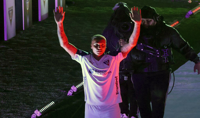 Liga de Quito presentó su plantilla del 2026 en la Noche Blanca