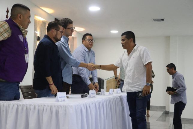 Mesa arrocera analiza precios y competitividad