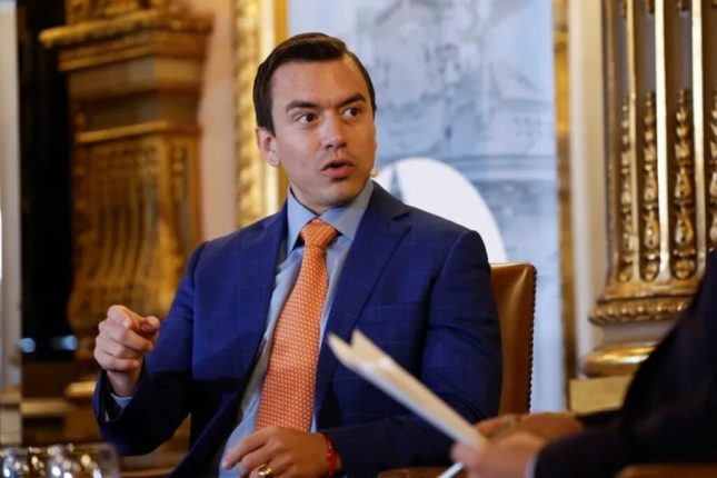 Noboa propone deducción tributaria para vivienda social