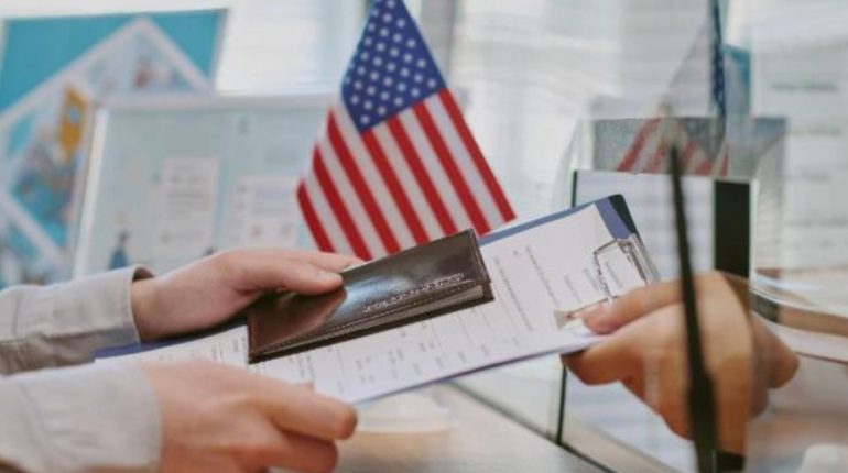 Rechazo de visas estadounidenses a ecuatorianos se dispara