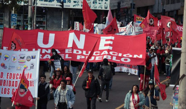 Agreden a equipo periodístico de Teleamazonas en marcha pacífica