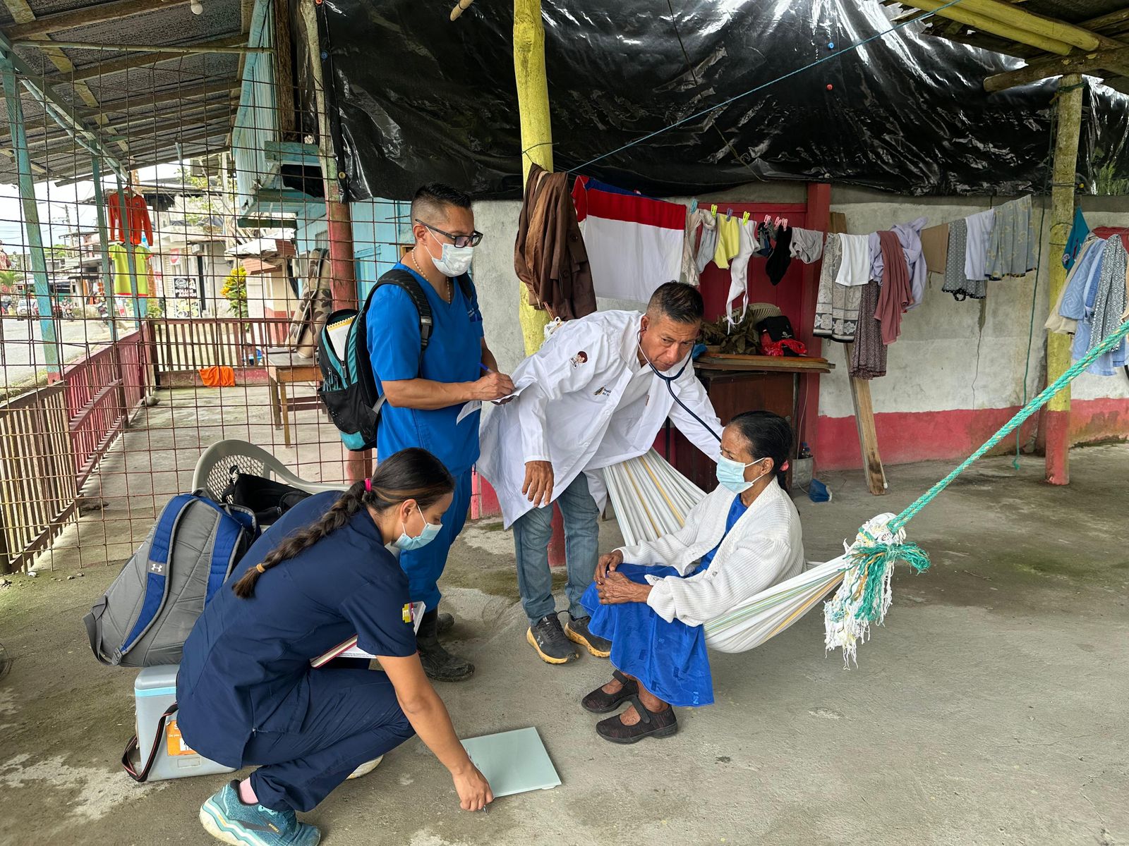 brigadas-mdicas-atienden-emergencia-invernal-en-muisne-y-zaruma.ecuador221.com_.ec_ Brigadas médicas atienden emergencia invernal en Muisne y Zaruma