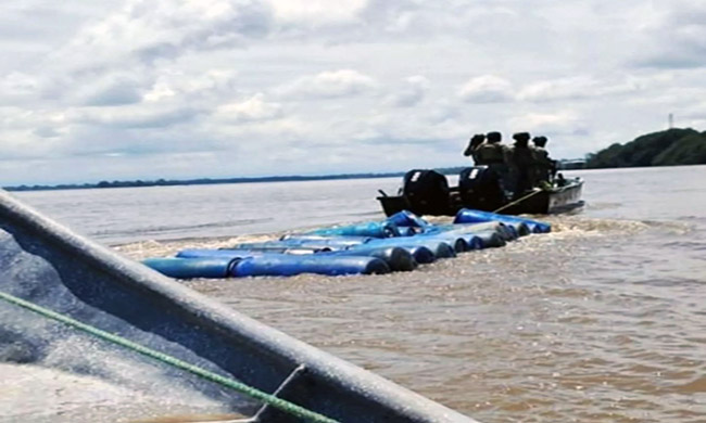 Decomisan 1320 galones de combustible en Esmeraldas