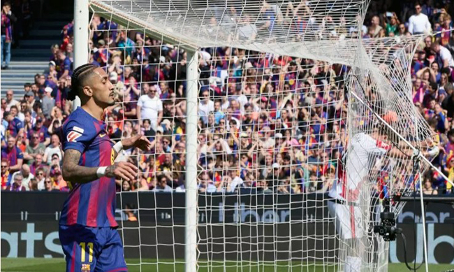 El Barça gana hasta cuando aburre: nadie se atreve en el Camp Nou