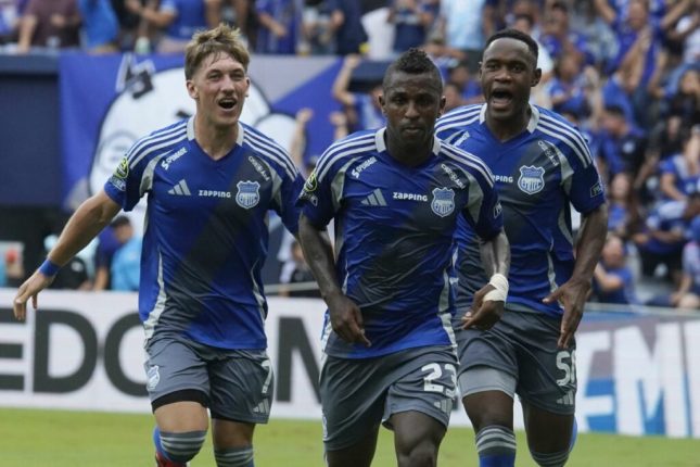 Emelec logra primera victoria y sale de sanción