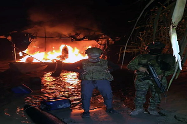 En El Pangui, destruyen campamento de minería ilegal